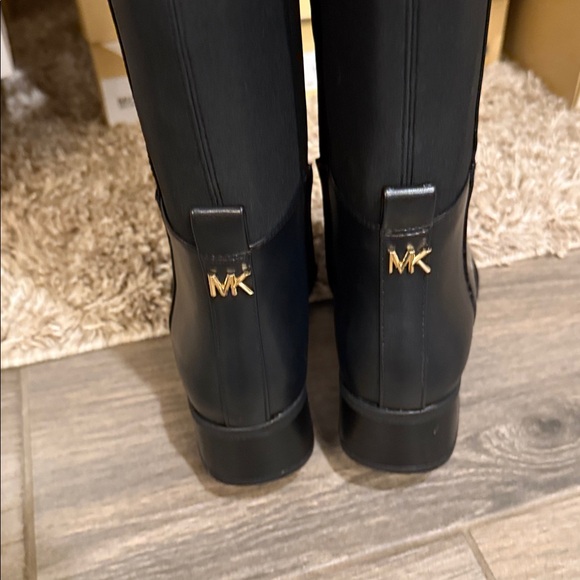 MICHAEL Michael Kors Lex Block Heel Boot 🖤 - Picture 10 of 11